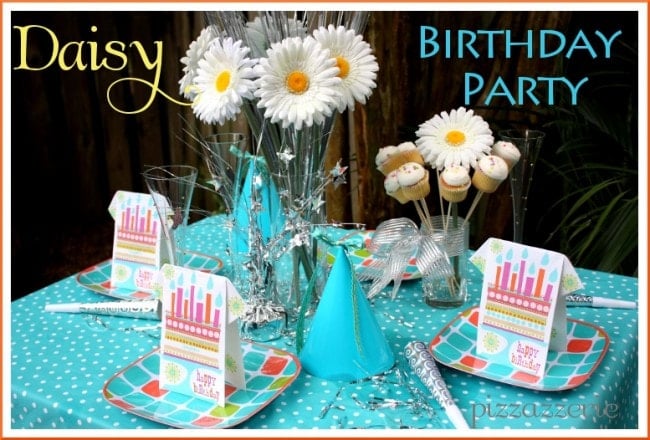 Daisy Teal Birthday Party Table