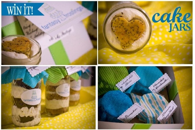 cake in mason jars for favors wedding