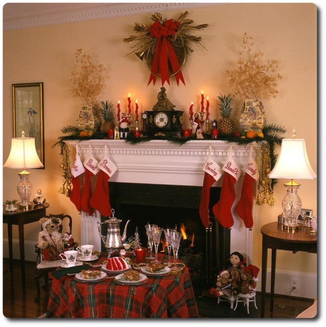 christmas dessert party mantle