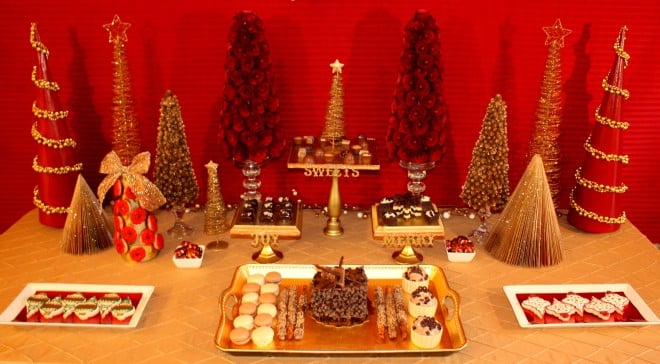 gold dessert table
