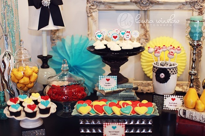 valentine's party table mod glam
